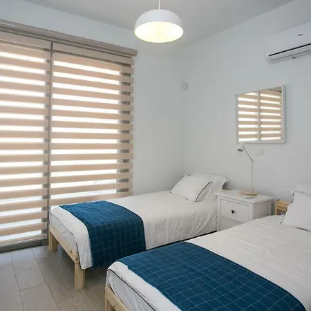 3b New Delux Pool - Dhekelia Beach Area