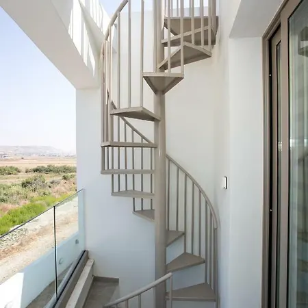 Semesterbostad 3b New Delux Pool - Dhekelia Beach Area