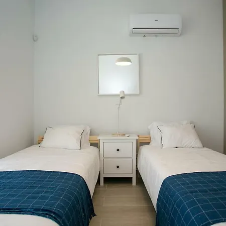 3b New Delux Pool - Dhekelia Beach Area Semesterbostad